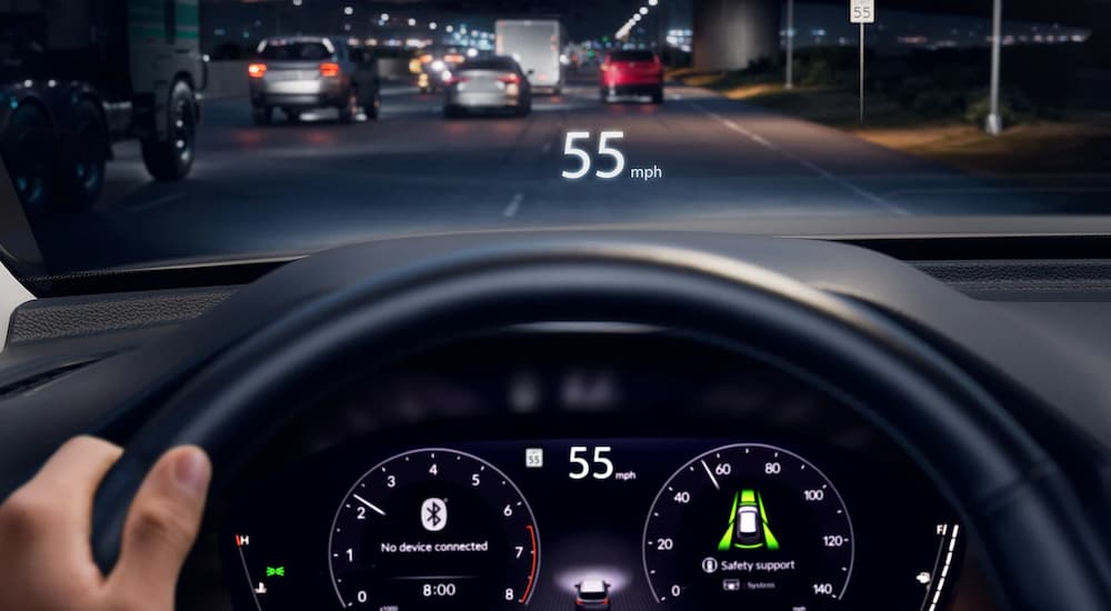 The heads up display in a 2025 Honda Pilot Elite for sale in Indianapolis.