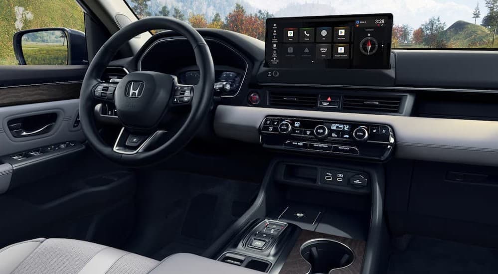 Black dash in a 2026 Honda Pilot.