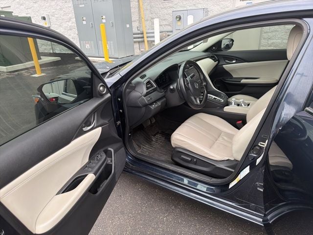 2020 Honda Insight Touring