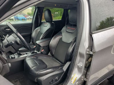 2019 Jeep Cherokee Trailhawk