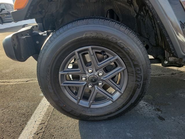 2024 Jeep Gladiator Sport S