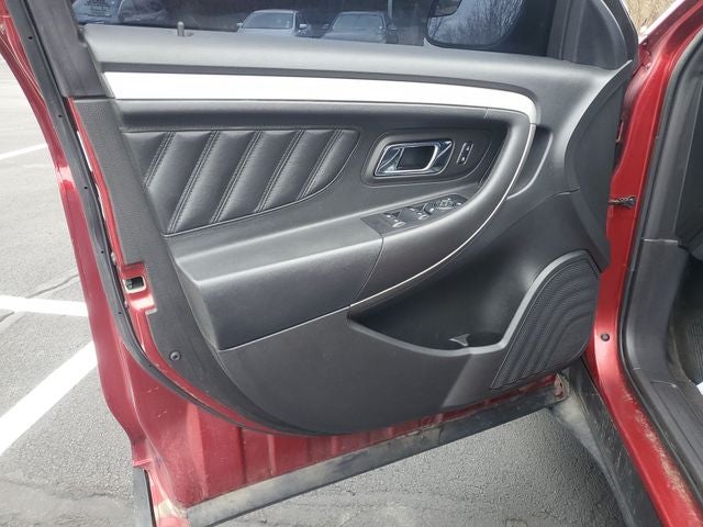 2018 Ford Taurus SEL