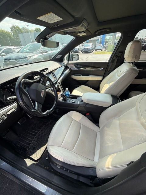 2021 Cadillac XT6 Sport