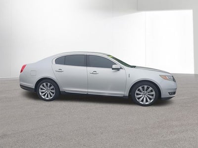 2015 Lincoln MKS Base