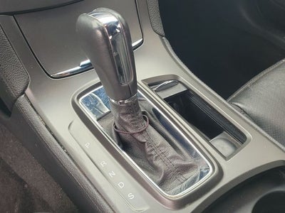 2015 Lincoln MKS Base