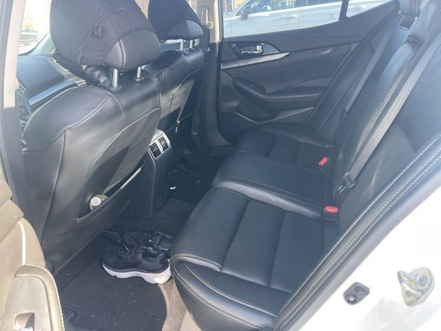 2021 Nissan Maxima SV