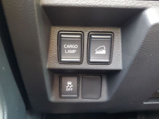 2025 Nissan Frontier SL