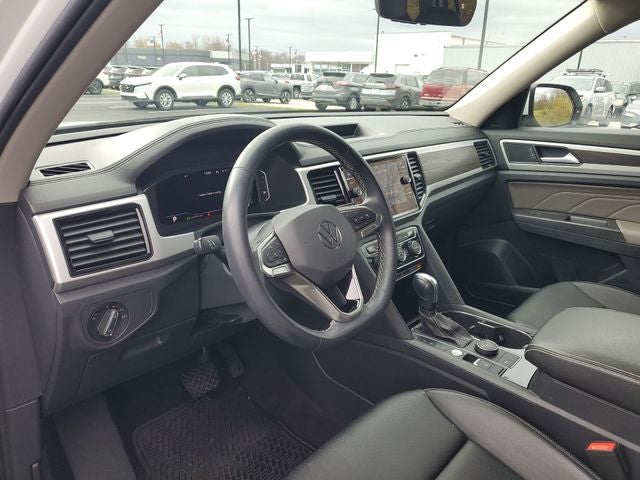 2022 Volkswagen Atlas 3.6L V6 SE w/Technology