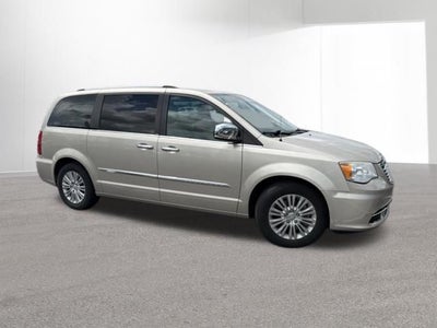 2013 Chrysler Town & Country Limited