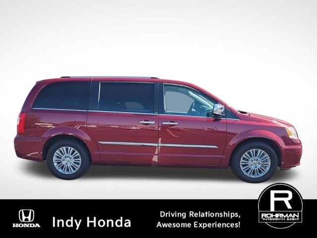 2012 Chrysler Town & Country Limited
