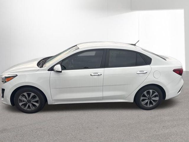 2022 Kia Rio S