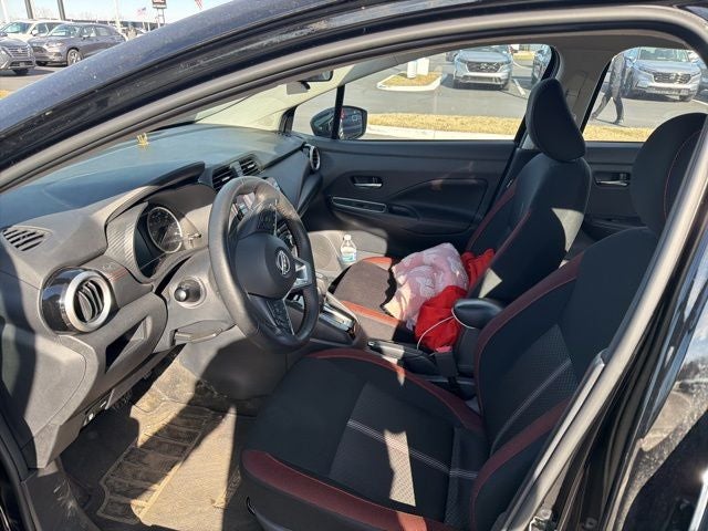 2025 Nissan Versa 1.6 SR