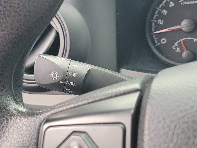 2022 Toyota Tacoma SR V6