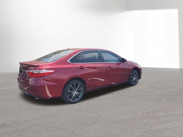 2016 Toyota Camry XSE