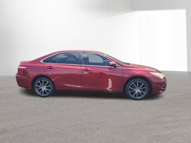 2016 Toyota Camry XSE