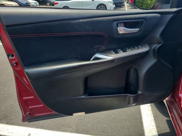 2016 Toyota Camry XSE