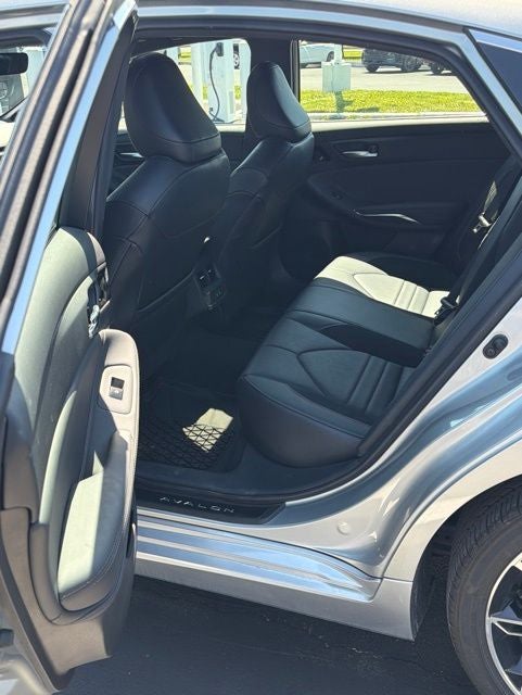 2020 Toyota Avalon XSE