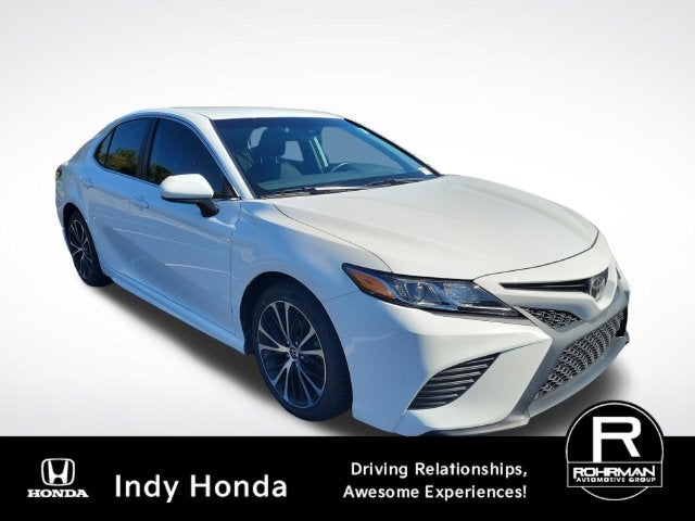 2020 Toyota Camry SE