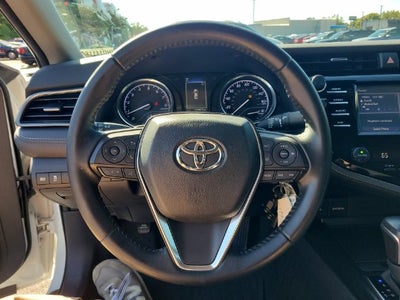 2020 Toyota Camry SE