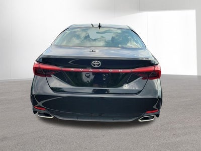2022 Toyota Avalon XLE