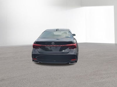 2022 Toyota Avalon XLE