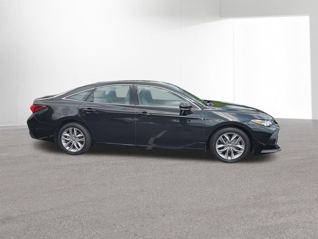 2022 Toyota Avalon XLE
