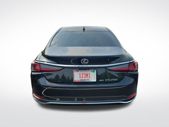2024 Lexus ES 250