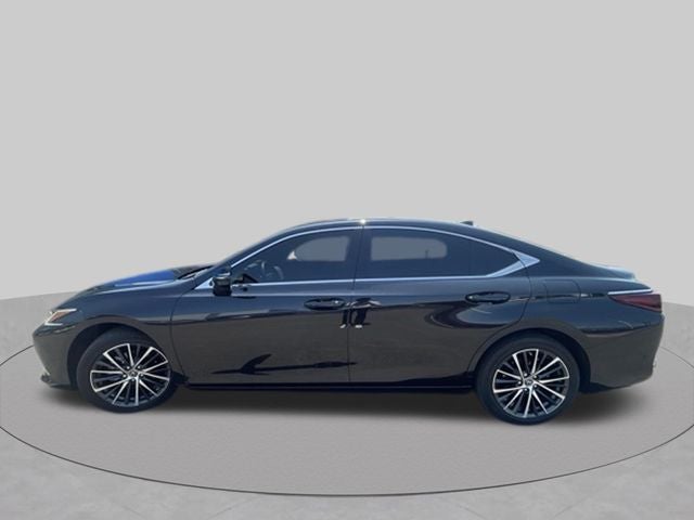 2024 Lexus ES 250