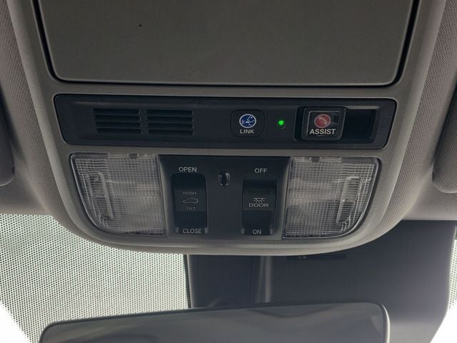 2021 Honda Pilot Touring 8 Passenger