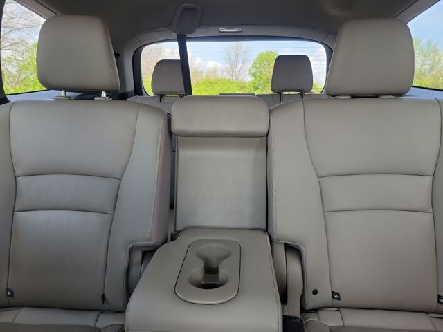 2022 Honda Pilot Touring 8 Passenger