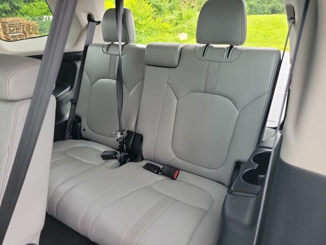 2023 Honda Pilot EX-L 8 Passenger