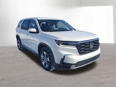 2023 Honda Pilot EX-L 8 Passenger