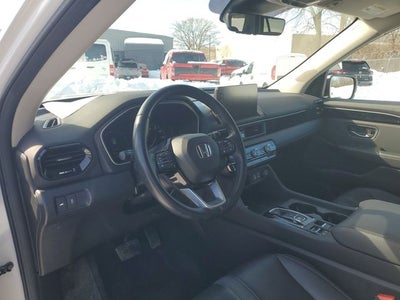 2023 Honda Pilot EX-L 8 Passenger
