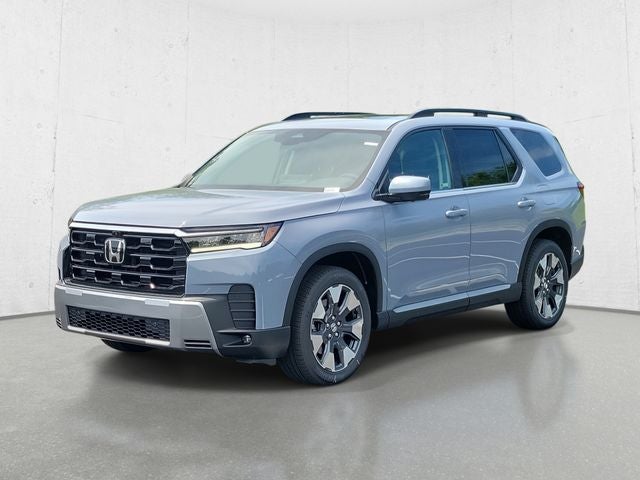 2026 Honda Pilot Touring AWD's photo