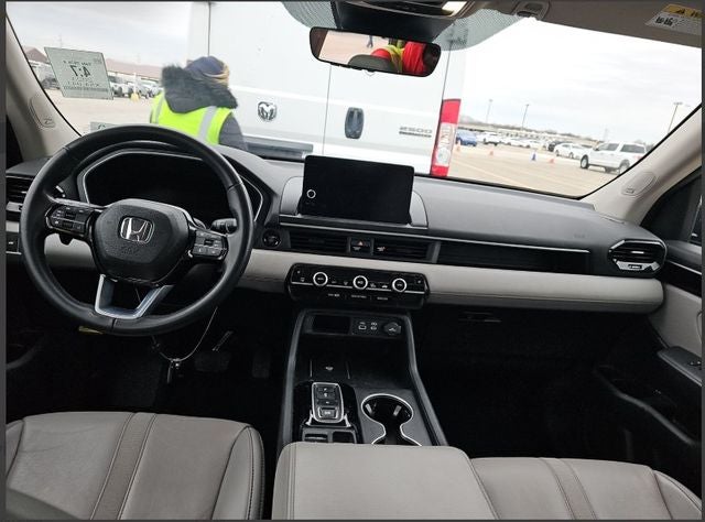 2023 Honda Pilot Touring