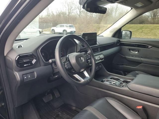 2023 Honda Pilot Touring