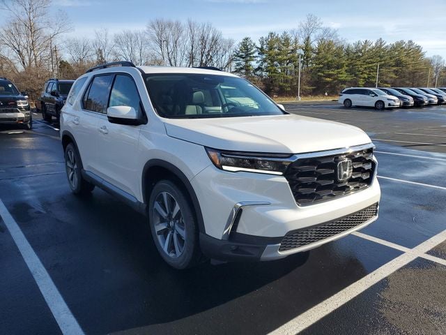 2025 Honda Pilot Touring