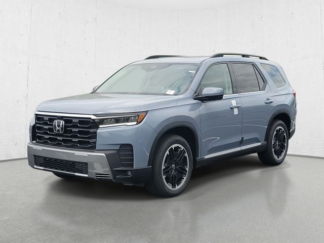 2026 Honda Pilot Touring AWD's photo