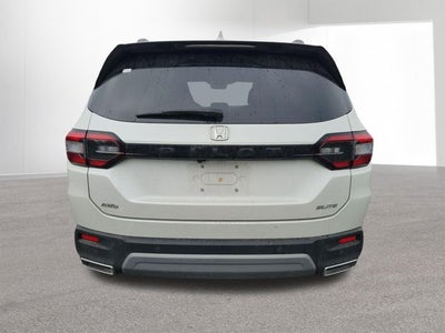 2023 Honda Pilot Elite