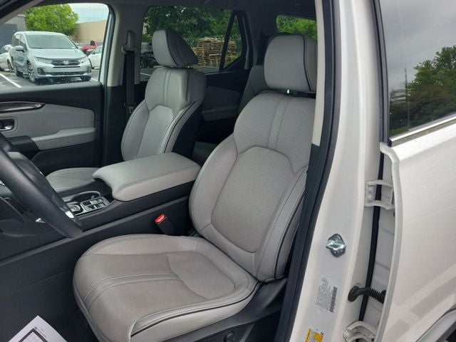 2023 Honda Pilot Elite