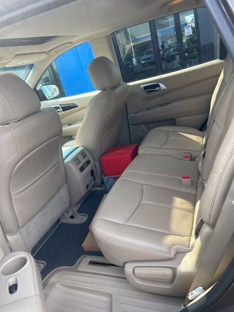 2015 Nissan Pathfinder Platinum
