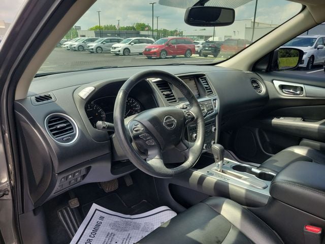 2020 Nissan Pathfinder SL