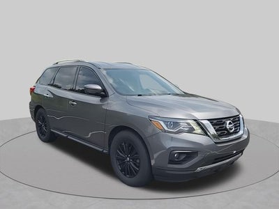 2020 Nissan Pathfinder SL
