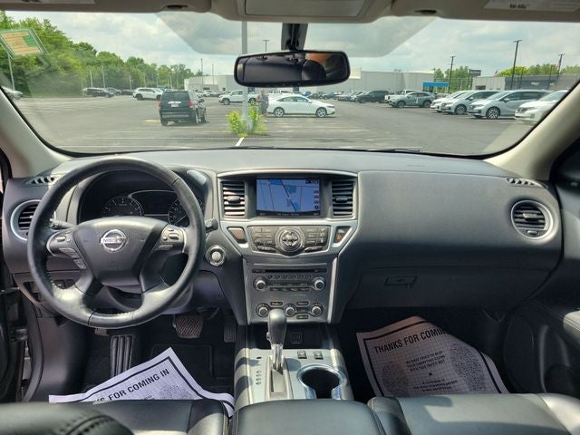 2020 Nissan Pathfinder SL