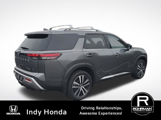 2023 Nissan Pathfinder Platinum