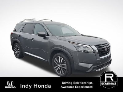 2023 Nissan Pathfinder Platinum