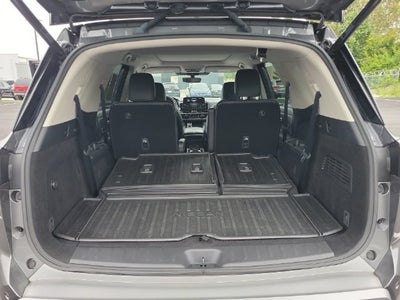 2023 Nissan Pathfinder Platinum
