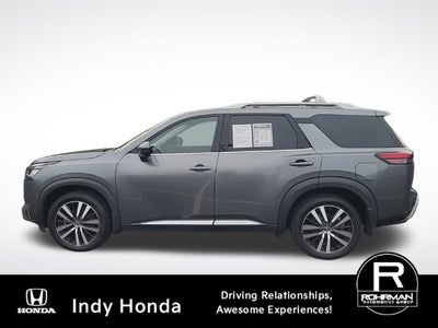 2023 Nissan Pathfinder Platinum