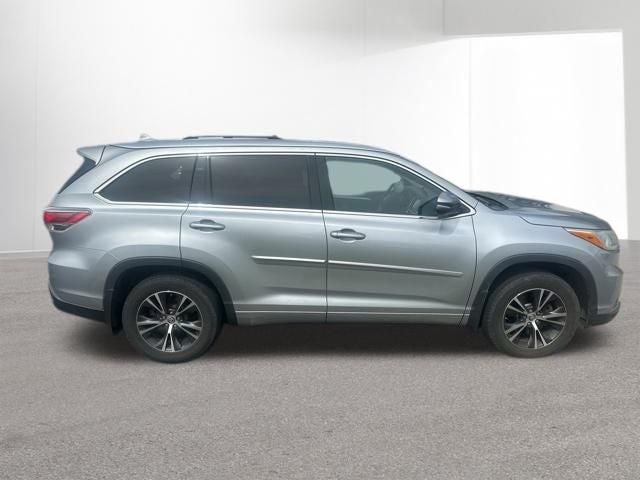 2016 Toyota Highlander XLE V6
