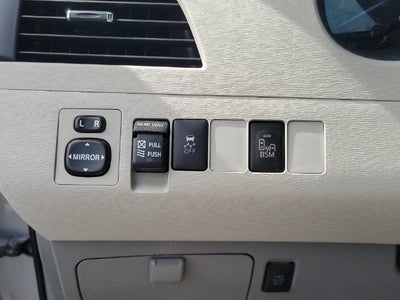 2014 Toyota Sienna XLE 8 Passenger